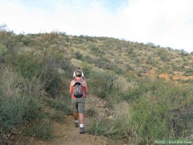 Jerry and Andrea hiking Passage 7 of the Arizona Trail