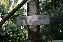 Caja Trail sign.